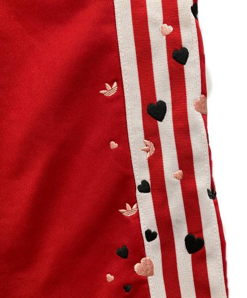 adidas（アディダス）adidas (アディダス) ブーツカットトラックパンツ レッド サイズ:Mの古着・服飾アイテム