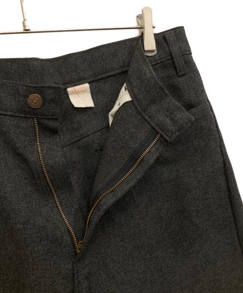 LEVI'S（リーバイス）LEVI'S (リーバイス) テーパードパンツ グレー サイズ:-の古着・服飾アイテム