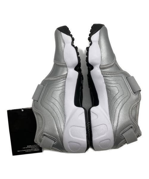 NIKE（ナイキ）NIKE (ナイキ) Nike Air Rift シルバー サイズ:23 未使用品の古着・服飾アイテム