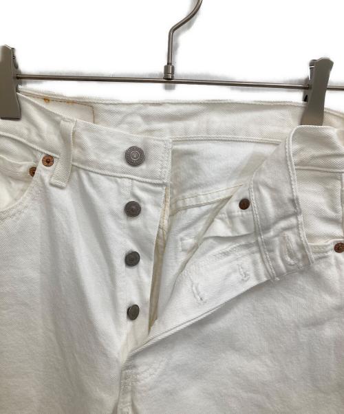 LEVI'S（リーバイス）LEVI'S (リーバイス) デニムパンツ ホワイト サイズ:W29×L34の古着・服飾アイテム