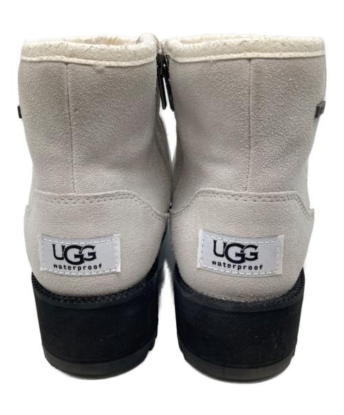 UGG（アグ）UGG (アグ) ムートンブーツ ホワイト サイズ:24cmの古着・服飾アイテム