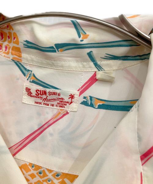 Sun Surf（サンサーフ）Sun Surf (サンサーフ) PINEAPPLE & CANEアロハシャツ ホワイト サイズ:Mの古着・服飾アイテム