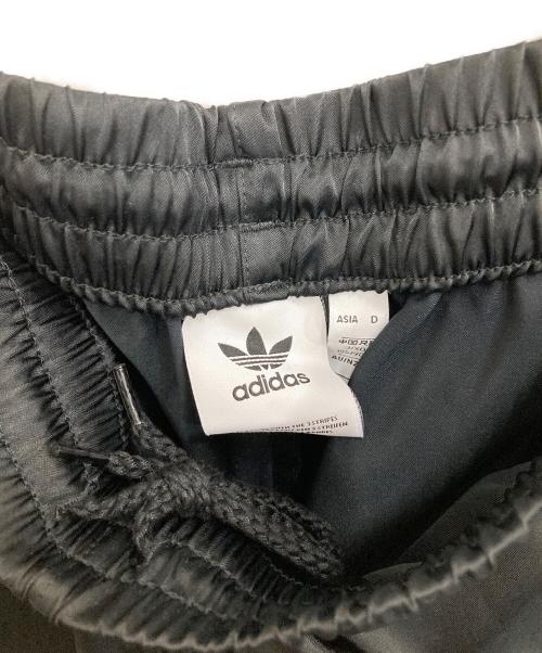adidas（アディダス）adidas (アディダス) SPRT サテン ファイヤーバード トラックパンツ ブラック サイズ:不明の古着・服飾アイテム
