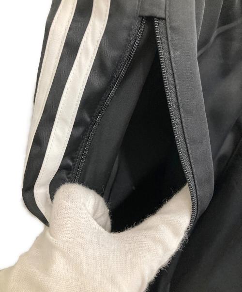 adidas（アディダス）adidas (アディダス) SPRT サテン ファイヤーバード トラックパンツ ブラック サイズ:不明の古着・服飾アイテム