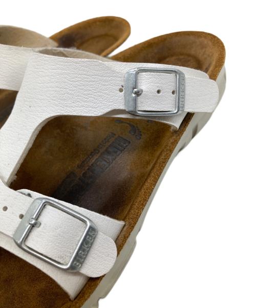 BIRKENSTOCK（ビルケンシュトック）BIRKENSTOCK (ビルケンシュトック) Saragossa/サンダル ホワイト サイズ:24の古着・服飾アイテム