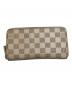 LOUIS VUITTON（ルイ ヴィトン）の古着「長財布」｜アイボリー