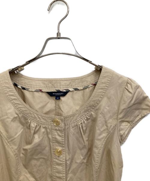 BURBERRY LONDON（バーバリーロンドン）BURBERRY LONDON (バーバリーロンドン) フレンチスリーブワンピース ベージュ サイズ:40の古着・服飾アイテム