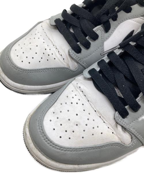 NIKE（ナイキ）NIKE (ナイキ) AIR JORDAN 1 LOW ライトグレー×ホワイト サイズ:27の古着・服飾アイテム