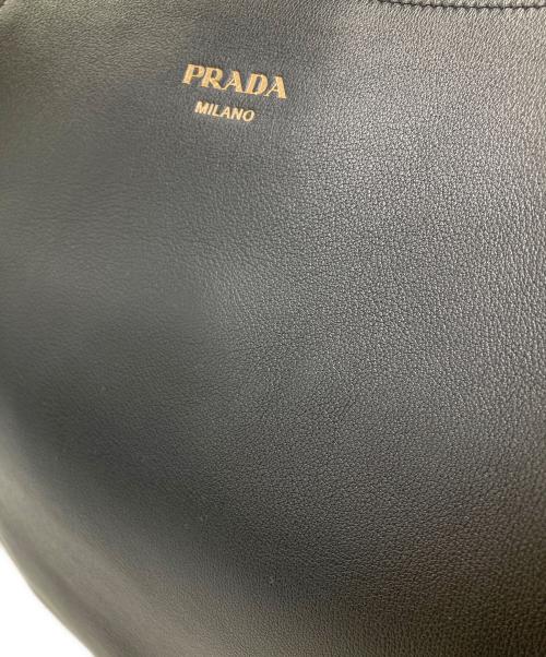 PRADA（プラダ）PRADA (プラダ) レザートートバッグ ブラックの古着・服飾アイテム