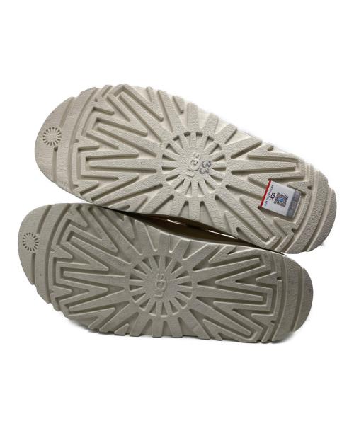 UGG（アグ）UGG (アグ) GoldenGlow Slide アイボリー サイズ:24の古着・服飾アイテム