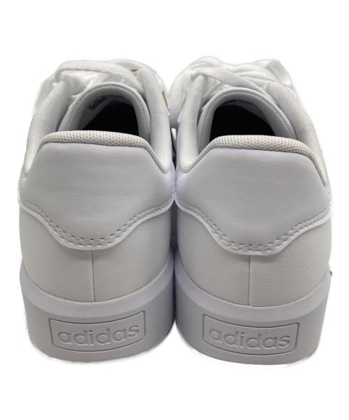 adidas（アディダス）adidas (アディダス) ローカットスニーカー ホワイト サイズ:25 未使用品の古着・服飾アイテム