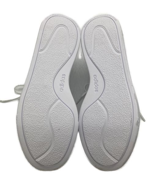 adidas（アディダス）adidas (アディダス) ローカットスニーカー ホワイト サイズ:25 未使用品の古着・服飾アイテム