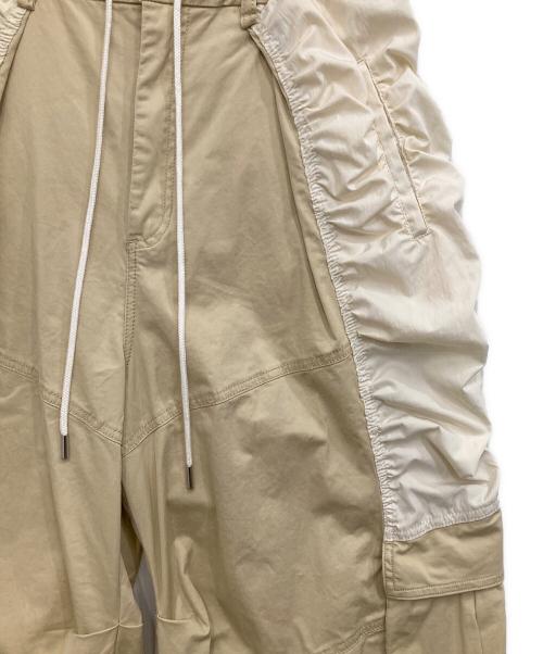 MAISON SPECIAL（メゾンスペシャル）MAISON SPECIAL (メゾンスペシャル) Bicolor Cargo Pants ベージュ サイズ:36の古着・服飾アイテム