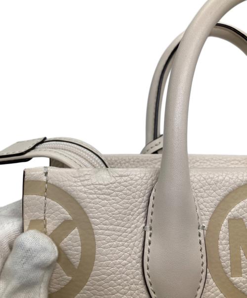 MICHAEL KORS（マイケルコース）MICHAEL KORS (マイケルコース) MIRELLAスモールクロスボディバッグ ベージュの古着・服飾アイテム
