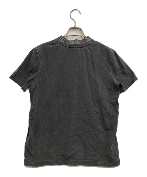 DIESEL（ディーゼル）DIESEL (ディーゼル) モックネックTシャツ グレー サイズ:Mの古着・服飾アイテム