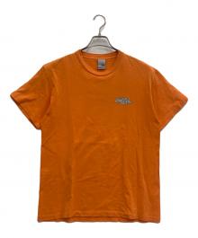 stussy（ステューシー）の古着「プリントTシャツ」｜オレンジ