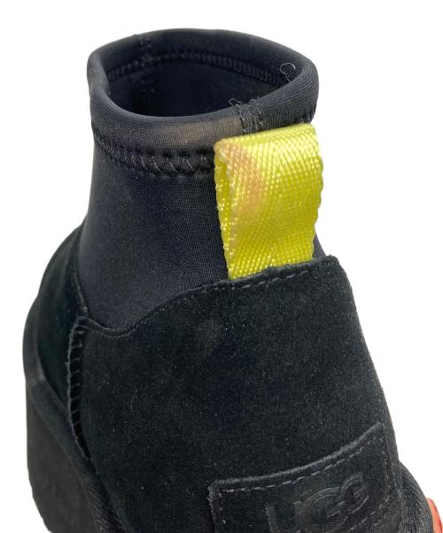 UGG（アグ）UGG (アグ) Classic Mini Dipper ブラック サイズ:24の古着・服飾アイテム