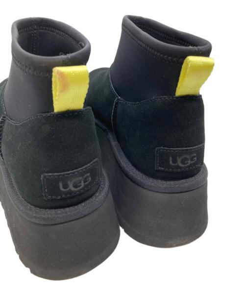 UGG（アグ）UGG (アグ) Classic Mini Dipper ブラック サイズ:24の古着・服飾アイテム