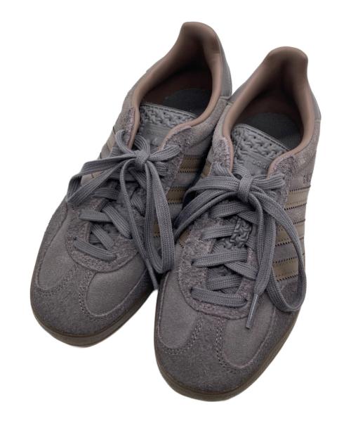 adidas（アディダス）adidas (アディダス) Gazelle Indoor グレー サイズ:23.5の古着・服飾アイテム