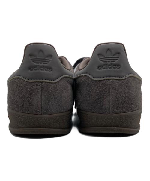 adidas（アディダス）adidas (アディダス) Gazelle Indoor グレー サイズ:23.5の古着・服飾アイテム