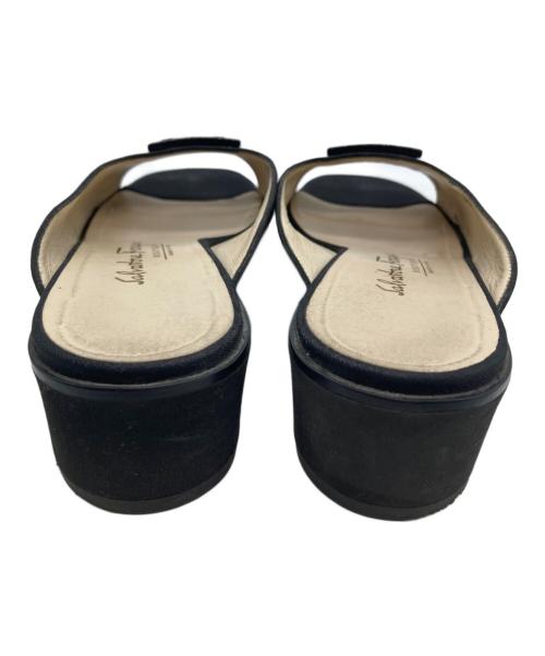 Salvatore Ferragamo（サルヴァトーレ フェラガモ）Salvatore Ferragamo (サルヴァトーレ フェラガモ) サンダル ブラック サイズ:7の古着・服飾アイテム
