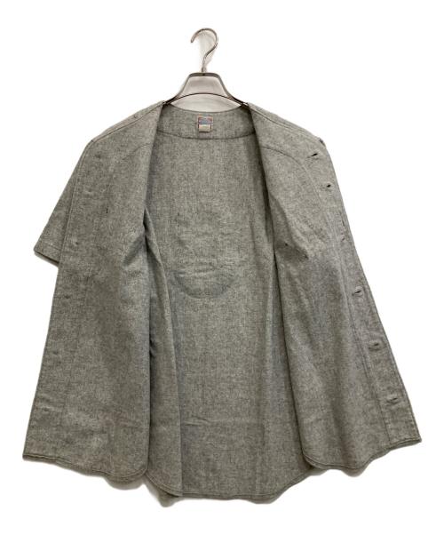 EBBETS FIELD FLANNELS（エベッツフィールドフランネルズ）EBBETS FIELD FLANNELS (エベッツフィールドフランネルズ) ベースボールシャツ グレー サイズ:Sの古着・服飾アイテム