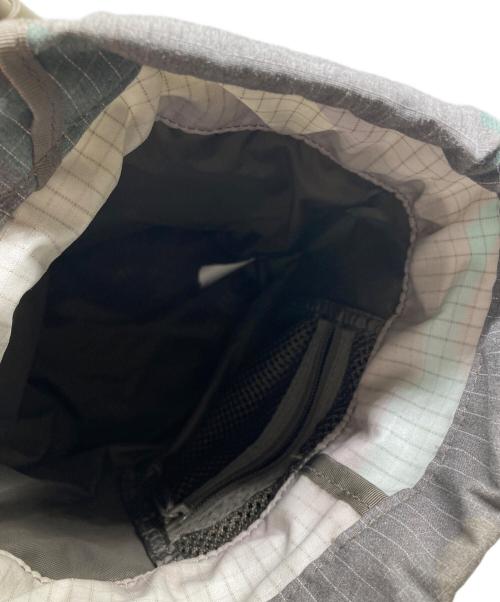 SUPREME（シュプリーム）SUPREME (シュプリーム) Cinch Bag Woodland Camo グレーの古着・服飾アイテム
