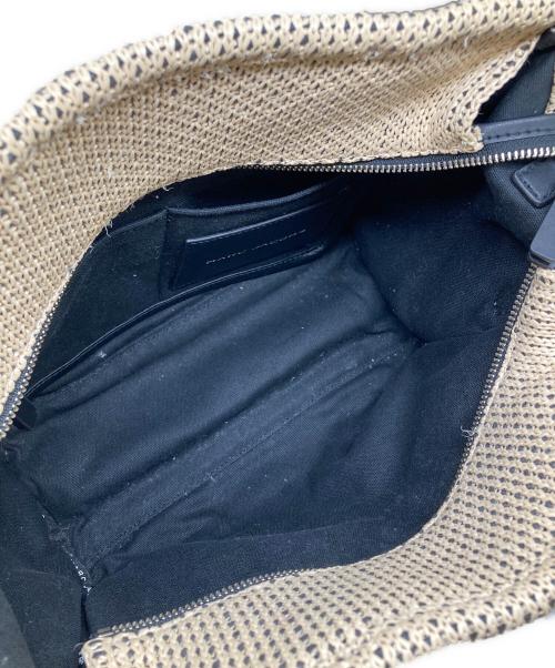 MARC JACOBS（マークジェイコブス）MARC JACOBS (マークジェイコブス) THE TOTE BAG ストロージャガードトート ベージュの古着・服飾アイテム