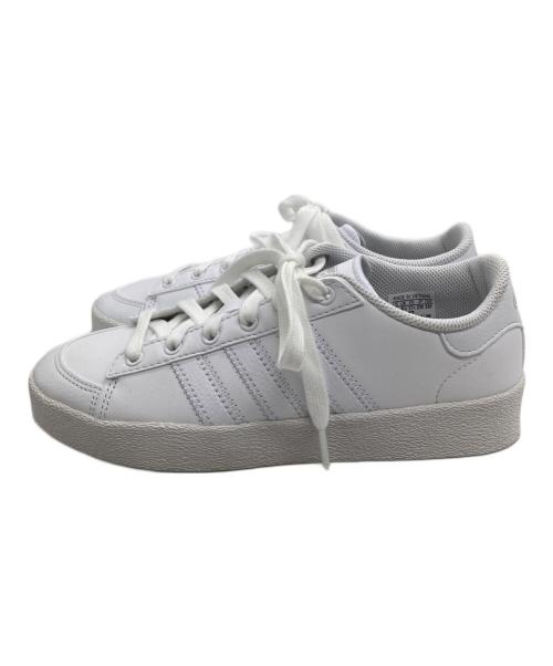 adidas（アディダス）adidas (アディダス) ローカットスニーカー ホワイト サイズ:23の古着・服飾アイテム