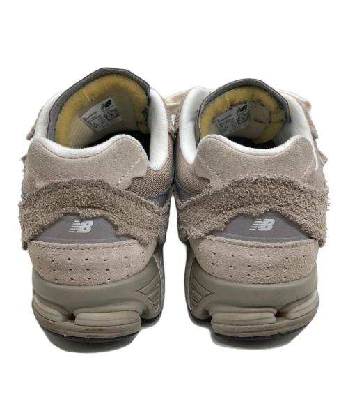 NEW BALANCE（ニューバランス）NEW BALANCE (ニューバランス) 2002R ブラウン サイズ:26の古着・服飾アイテム