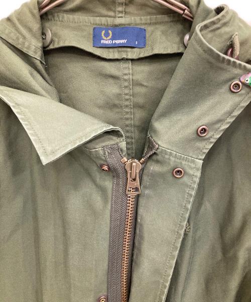 FRED PERRY（フレッドペリー）FRED PERRY (フレッドペリー) ミリタリーコート グリーン サイズ:Ｓの古着・服飾アイテム