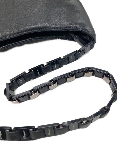 Salvatore Ferragamo（サルヴァトーレ フェラガモ）Salvatore Ferragamo (サルヴァトーレ フェラガモ) ショルダーバッグ ブラックの古着・服飾アイテム