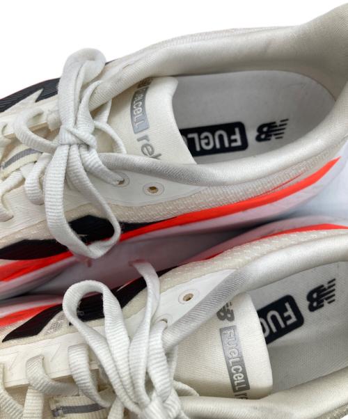 NEW BALANCE（ニューバランス）NEW BALANCE (ニューバランス) ローカットスニーカー オレンジ サイズ:27の古着・服飾アイテム