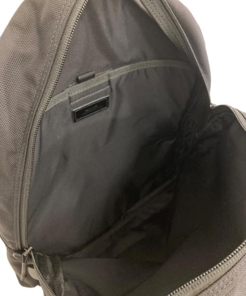 SLOW（スロウ）SLOW (スロウ) Ballistic Air - Mesh Daypack - S ブラックの古着・服飾アイテム