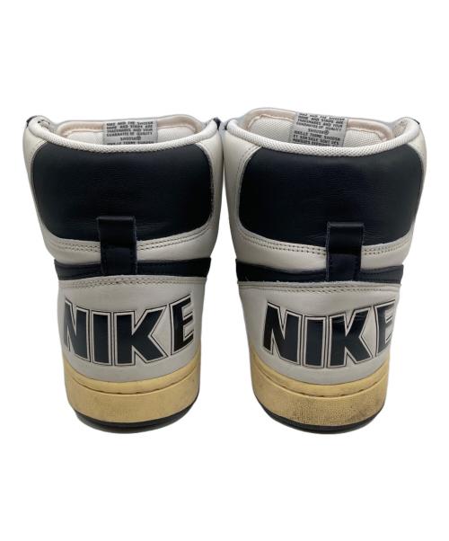 NIKE（ナイキ）NIKE (ナイキ) ハイカットスニーカー ホワイト サイズ:28の古着・服飾アイテム