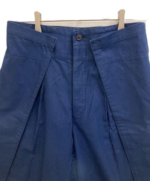 ISSEY MIYAKE（イッセイミヤケ）ISSEY MIYAKE (イッセイミヤケ) タックパンツ ネイビー サイズ:Mの古着・服飾アイテム