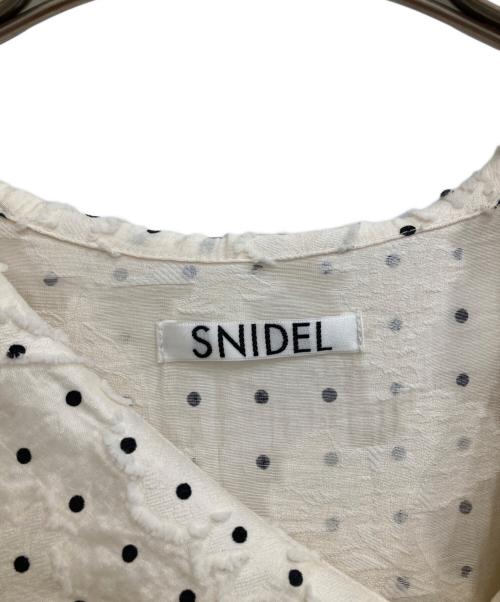 Snidel（スナイデル）Snidel (スナイデル) フリルカラーワンピース ベージュ サイズ:1の古着・服飾アイテム