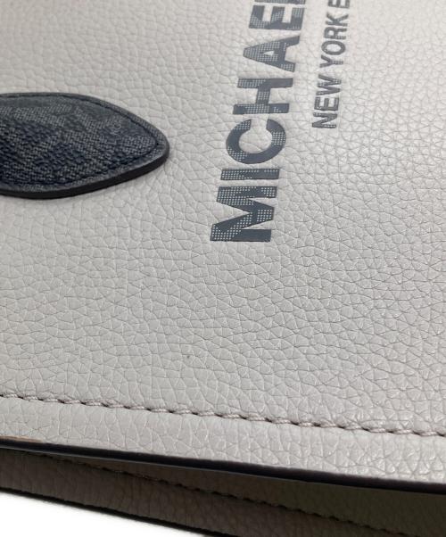 MICHAEL KORS（マイケルコース）MICHAEL KORS (マイケルコース) 2WAYショルダーバッグ グレーの古着・服飾アイテム