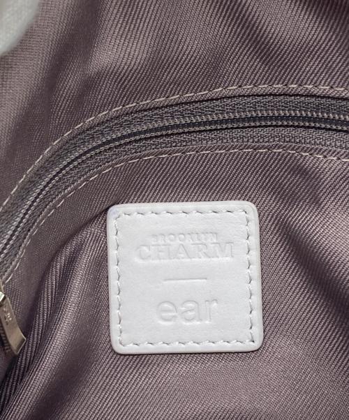 BROOKLYNCHARM（ブルックリンチャーム）BROOKLYNCHARM (ブルックリンチャーム) EAR (イア) ショルダーバッグ ホワイトの古着・服飾アイテム