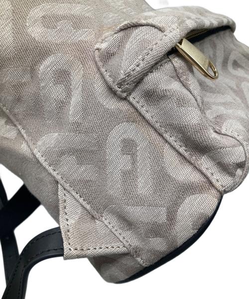 FURLA（フルラ）FURLA (フルラ) キャンバスリュック ベージュの古着・服飾アイテム