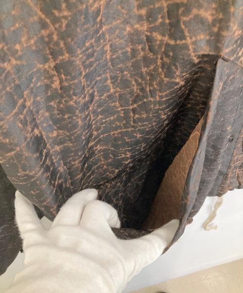 O project（オープロジェクト）O project (オープロジェクト) DORO DYED SILK BALLOON SHIRT ブラウン サイズ:M 未使用品の古着・服飾アイテム