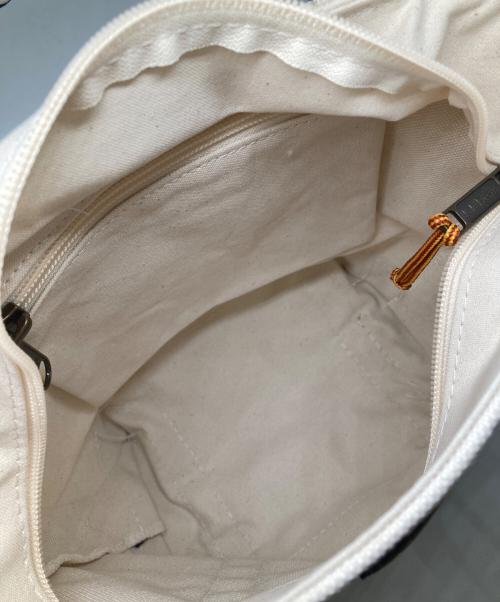 L.L.Bean（エルエルビーン）L.L.Bean (エルエルビーン) ジップトートバッグ アイボリーの古着・服飾アイテム