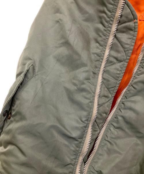 US ARMY（ユーエスアーミー）US ARMY (ユーエスアーミー) フライトジャケット オリーブ サイズ:LARGEの古着・服飾アイテム