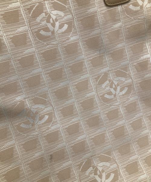 CHANEL（シャネル）CHANEL (シャネル) ニュートラベルラインGM/トートバッグ アイボリーの古着・服飾アイテム