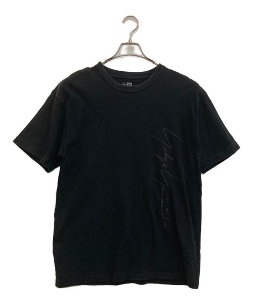 New Era（ニューエラ）New Era (ニューエラ) YOHJI YAMAMOTO (ヨウジヤマモト) Tシャツ ブラック サイズ:XLの古着・服飾アイテム