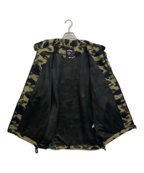 A BATHING APE（アベイシングエイプ）A BATHING APE (アベイシングエイプ) カモ柄コーチジャケット グリーン サイズ:Mの古着・服飾アイテム