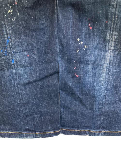 DSQUARED2（ディースクエアード）DSQUARED2 (ディースクエアード) DARK NEON SPLASH WASH SEXY TWIST JEANS インディゴ サイズ:50の古着・服飾アイテム
