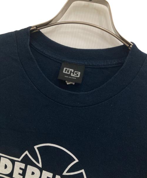 INDEPENDENT（インディペンデント）INDEPENDENT (インディペンデント) NHSタグ半袖プリントTシャツ ブラック サイズ:Lの古着・服飾アイテム