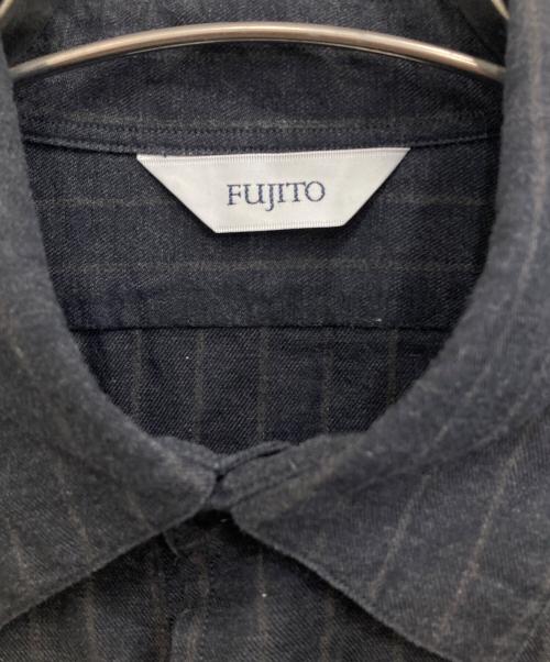 FUJITO（フジト）FUJITO (フジト) ストライプシャツ グレーの古着・服飾アイテム