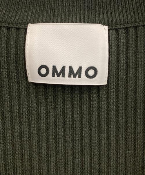 OMMO（オーエムエムオー）OMMO (オーエムエムオー) TUCK FLARE KNIT CD オリーブ サイズ:FREEの古着・服飾アイテム